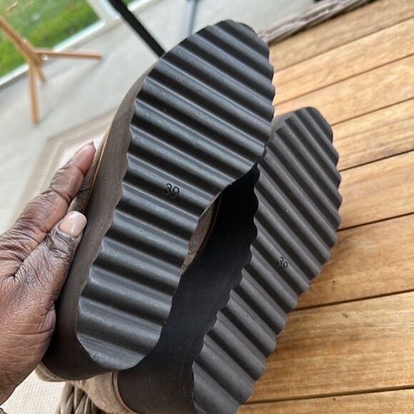 The Shoe Box Suede Wedge Ankle Boots 39 - Picture 6 of 8